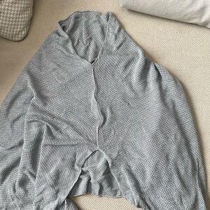 We are Amma breathable cocoon nursing cover